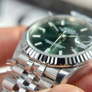 Rolex Datejust Mint Green Dial 278274 31 mm - Image 9