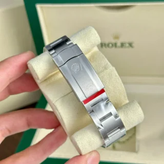 Oyster Perpetual Coral Dial Smooth Bezel Oyster Bracelet