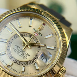 Sky-Dweller Gold Dial Gold Case Oysterflex Bracelet