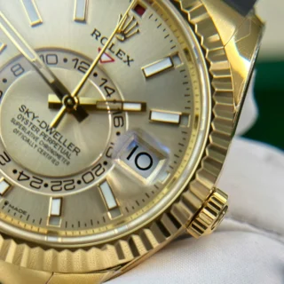 Sky-Dweller Gold Dial Gold Case Oysterflex Bracelet