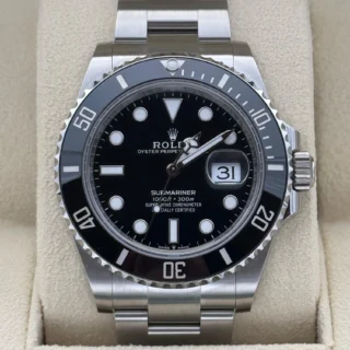 Superclone Submariner Black Dial 126610LN Perspective View