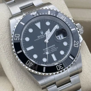 Superclone Submariner Black Dial 126610LN Style Perspective