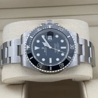 Superclone Submariner Black Dial 126610LN Profile Shot
