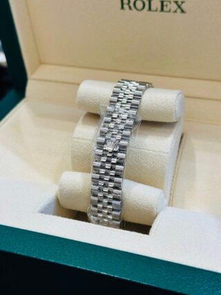Datejust Pink Dial 278384RBR Close-Up Focus