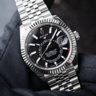 Superclone Sky-Dweller Bright black Dial 336934 Jubilee Perspective View