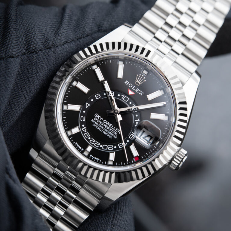 Superclone Sky-Dweller Bright black Dial 336934 Jubilee Profile Shot