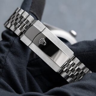 Superclone Sky-Dweller Bright black Dial 336934 Jubilee Elegance Shot