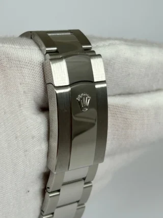 Superclone Sky-Dweller Mint green Dial 336934 Oyster Design Element