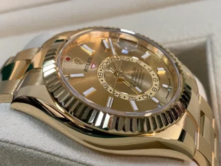 Superclone Sky-Dweller Champagne Dial 336938 Design Element