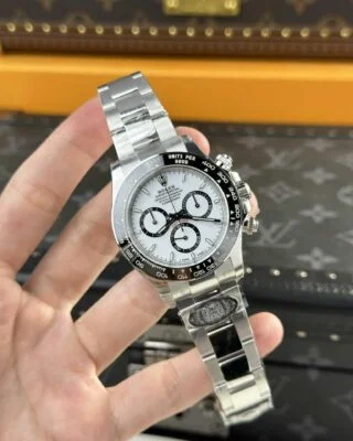 Superclone Daytona "Panda" White Dial 126500LN Perspective View