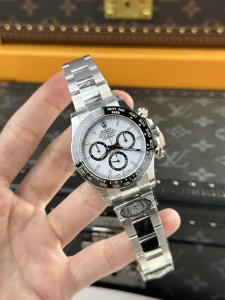 Superclone Daytona "Panda" White Dial 126500LN Perspective View