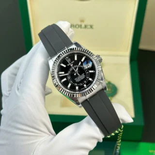 Sky-Dweller Black Dial Steel Case Oysterflex Bracelet