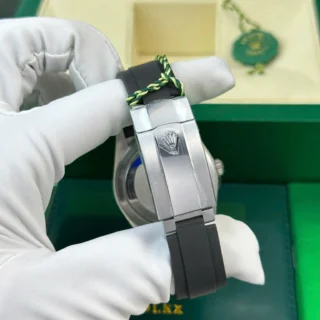 Sky-Dweller Black Dial Steel Case Oysterflex Bracelet