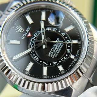 Sky-Dweller Black Dial Steel Case Oysterflex Bracelet