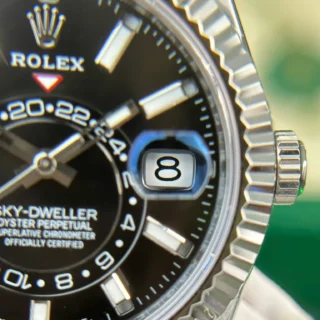 Sky-Dweller Black Dial Steel Case Oysterflex Bracelet