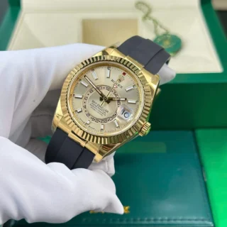 Sky-Dweller Champagne Dial Gold Case Oysterflex Bracelet