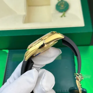 Sky-Dweller Champagne Dial Gold Case Oysterflex Bracelet
