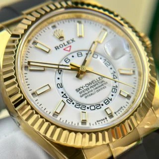 Sky-Dweller White Dial Gold Case Oysterflex Bracelet