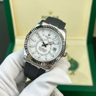 Sky-Dweller White Dial Steel Case Oysterflex Bracelet