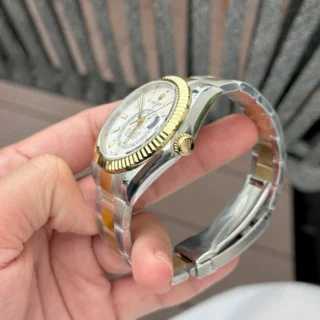 Sky-Dweller White Dial Gold Case Two Tone Oyster Bracelet