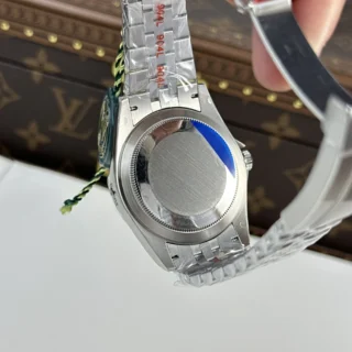Sky-Dweller White Dial Jubilee Bracelet