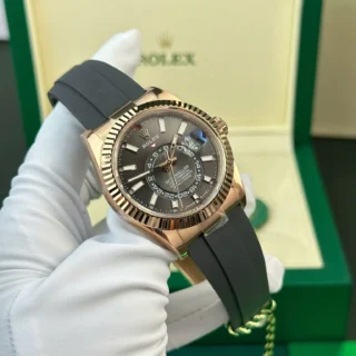 Sky-Dweller Rose gold Case Slate Dial Oysterflex Bracelet