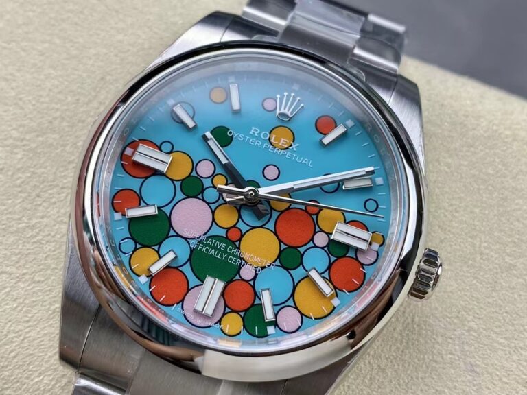 Superclone Oyster Perpetual Turquoise Dial 124300 Angle Detail