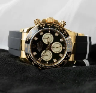 Daytona Black Dial Black Bezel Golden Case Oysterflex Bracelet