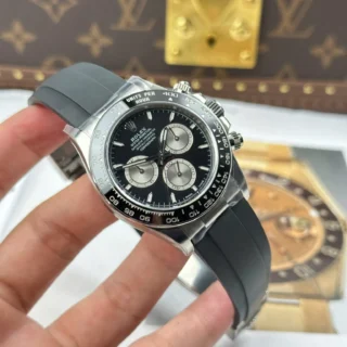 Daytona Black Dial Black Bezel Oysterflex Bracelet