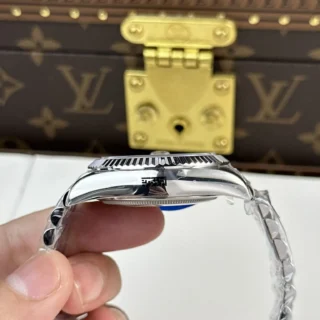 Sky-Dweller Blue Dial Jubilee Bracelet