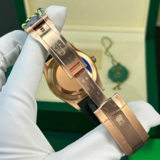Sky Dweller Chocolate Dial Rose Gold Case Oysterflex Bracelet