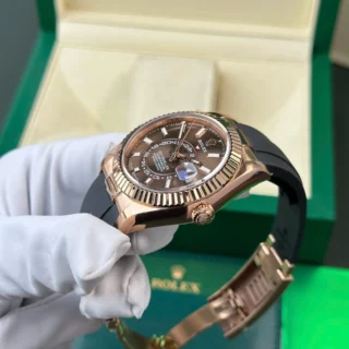 Sky Dweller Chocolate Dial Rose Gold Case Oysterflex Bracelet