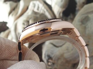 Superclone Sky-Dweller Chocolate Dial 336935 Design Element
