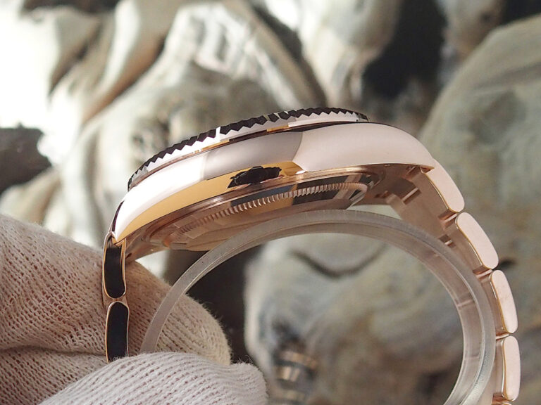 Superclone Sky-Dweller Chocolate Dial 336935 Design Element