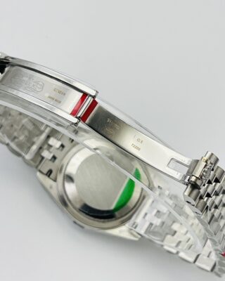 Datejust Palm Motif Dial 126234-0047 Close-Up Focus
