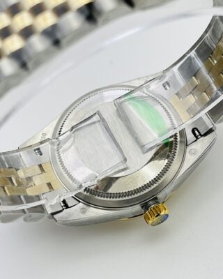 Datejust Gold Palm Motif Dial 126233 Profile Shot