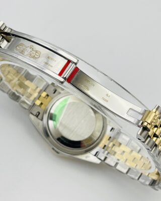 Datejust Gold Palm Motif Dial 126233 Feature Highlight