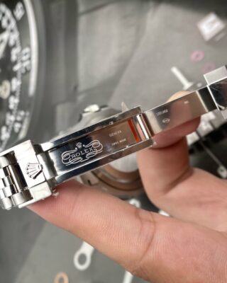 Superclone GMT-Master II 126710BLRO "Pepsi" Jubilee Close-Up Focus