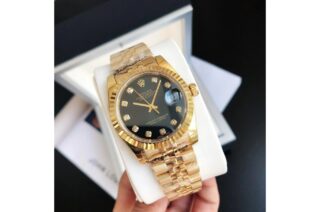Datejust RG/RG Jub Black/Dial Perspective View