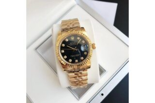 Datejust RG/RG Jub Black/Dial Profile Shot