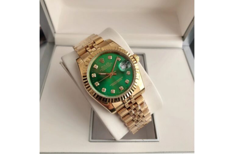Datejust RG/RG Jub Green/Dial Angle Detail
