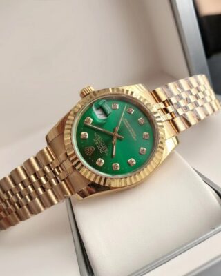 Datejust RG/RG Jub Green/Dial Profile Shot