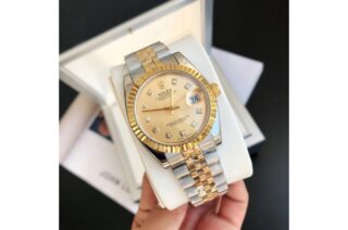 Datejust RG/SS Jub Gold/Dial Perspective View