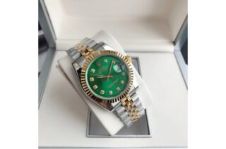 Datejust RG/SS Jub Green/Dial Close-Up Focus