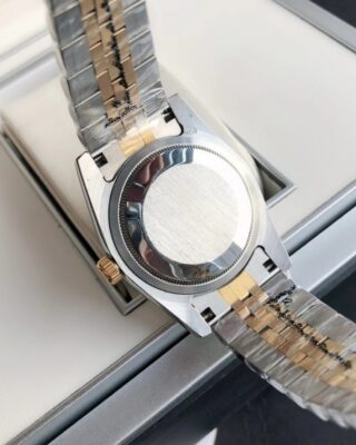 Datejust RG/SS Jub Green/Dial Style Perspective