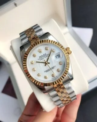 Datejust RG/SS Jub White/Dial Perspective View