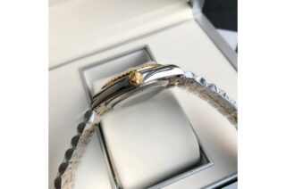 Datejust RG/SS Jub White/Dial Alternate Angle
