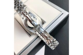 Datejust SS/SS Jub Green/Dia Feature Highlight