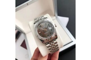 Datejust SS/SS Jub Grey/Rmn Perspective View