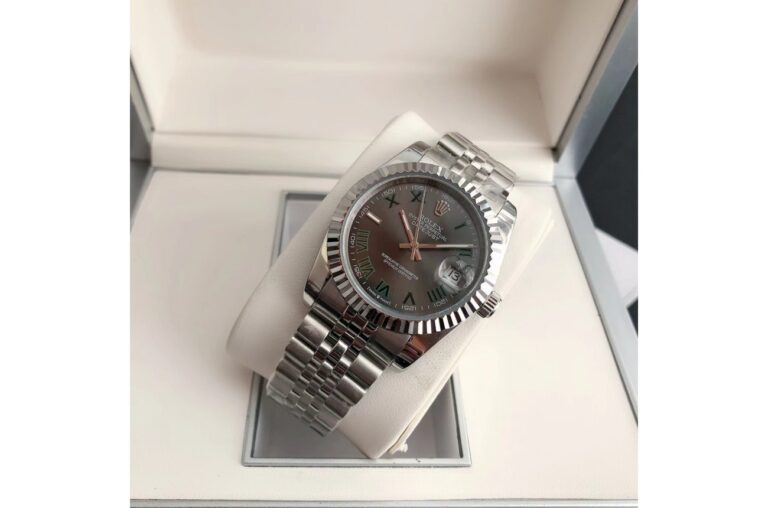 Datejust SS/SS Jub Grey/Rmn Close-Up Focus